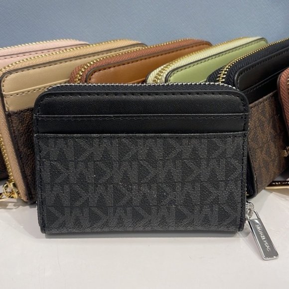 Michael Kors Jet Set Travel Medium Zip Around Card Case Black - Picture 13 of 15